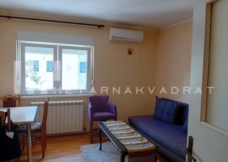 Beograd
                                                                                                    , Kluz
                                                                                                    , Ruđera Boškovića
                                                                slika 5