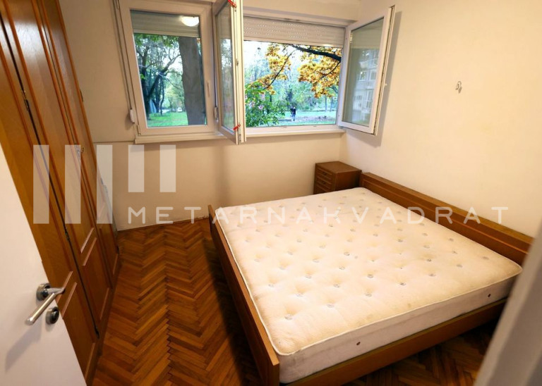 Braće Jerković, Meštrovićeva (ID: 1251) ID#1251