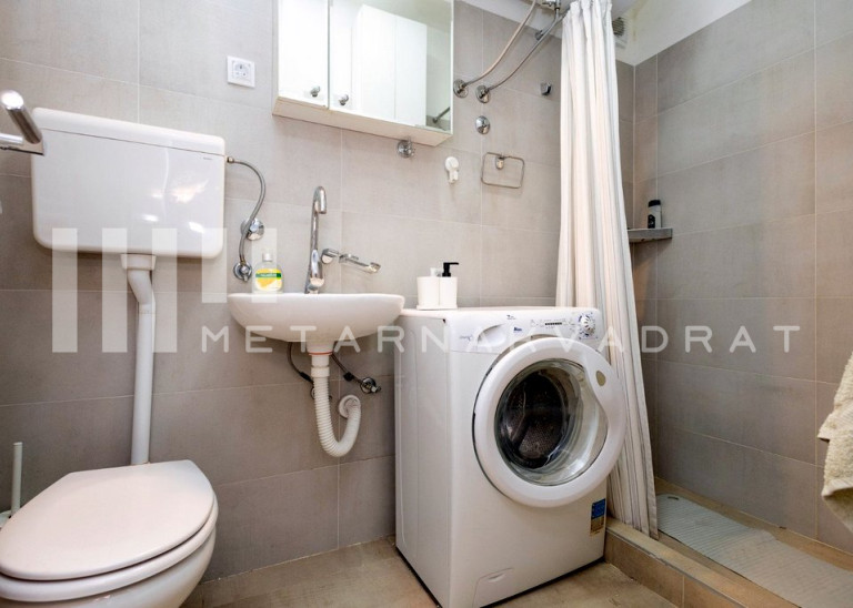 Beograd
                                                                                                    , Braće Jerković
                                                                                                    , Meštrovićeva
                                                                slika 11