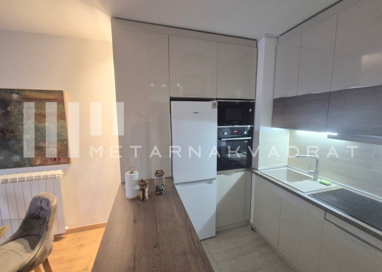 Novi Beograd, Wellport, Tadije Sondermajera, garaža ID#1298