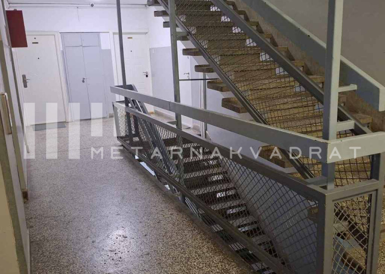 Zemun, naselje Save Kovačevića, 43m2 +4m2 lođa (ID: 1349) ID#1349